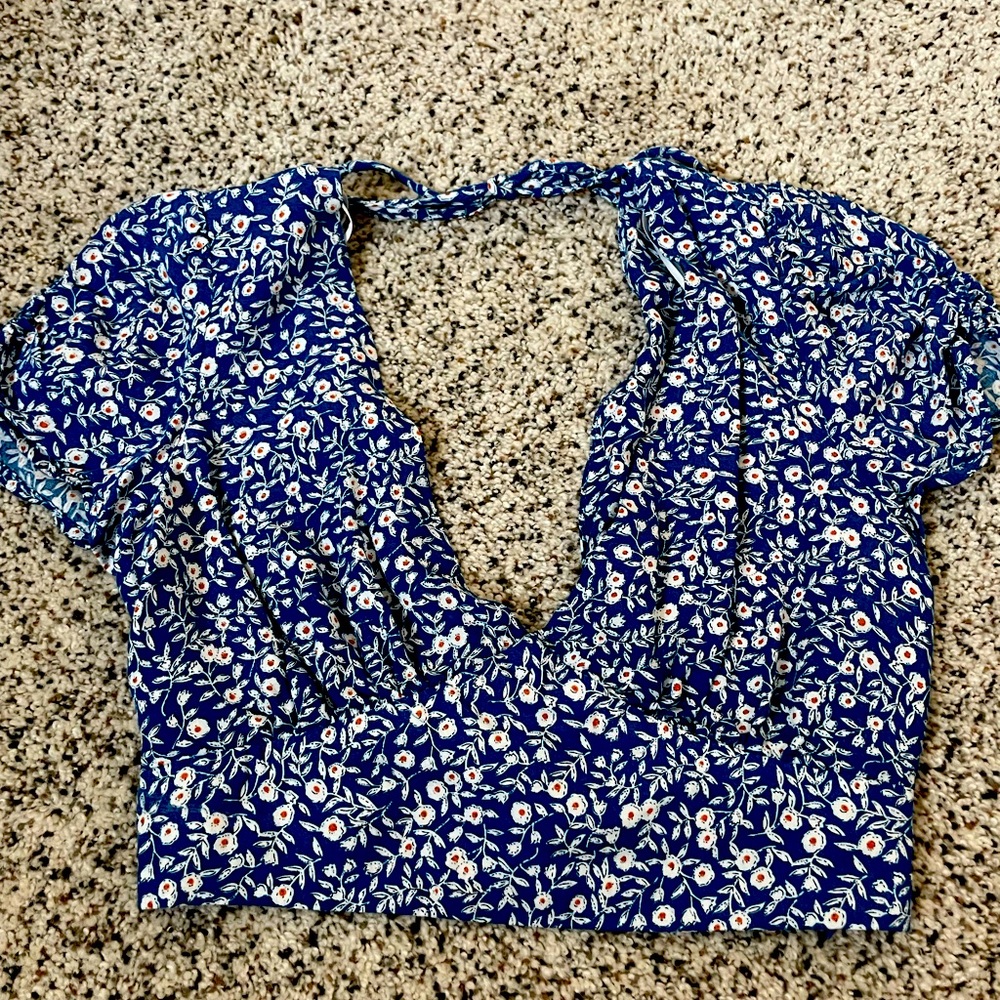 Princess Polly shirt.  So cute!  Size S